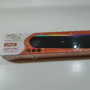 L008 portable Bluetooth speaker