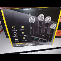 Professional wireless 4 channel microphone